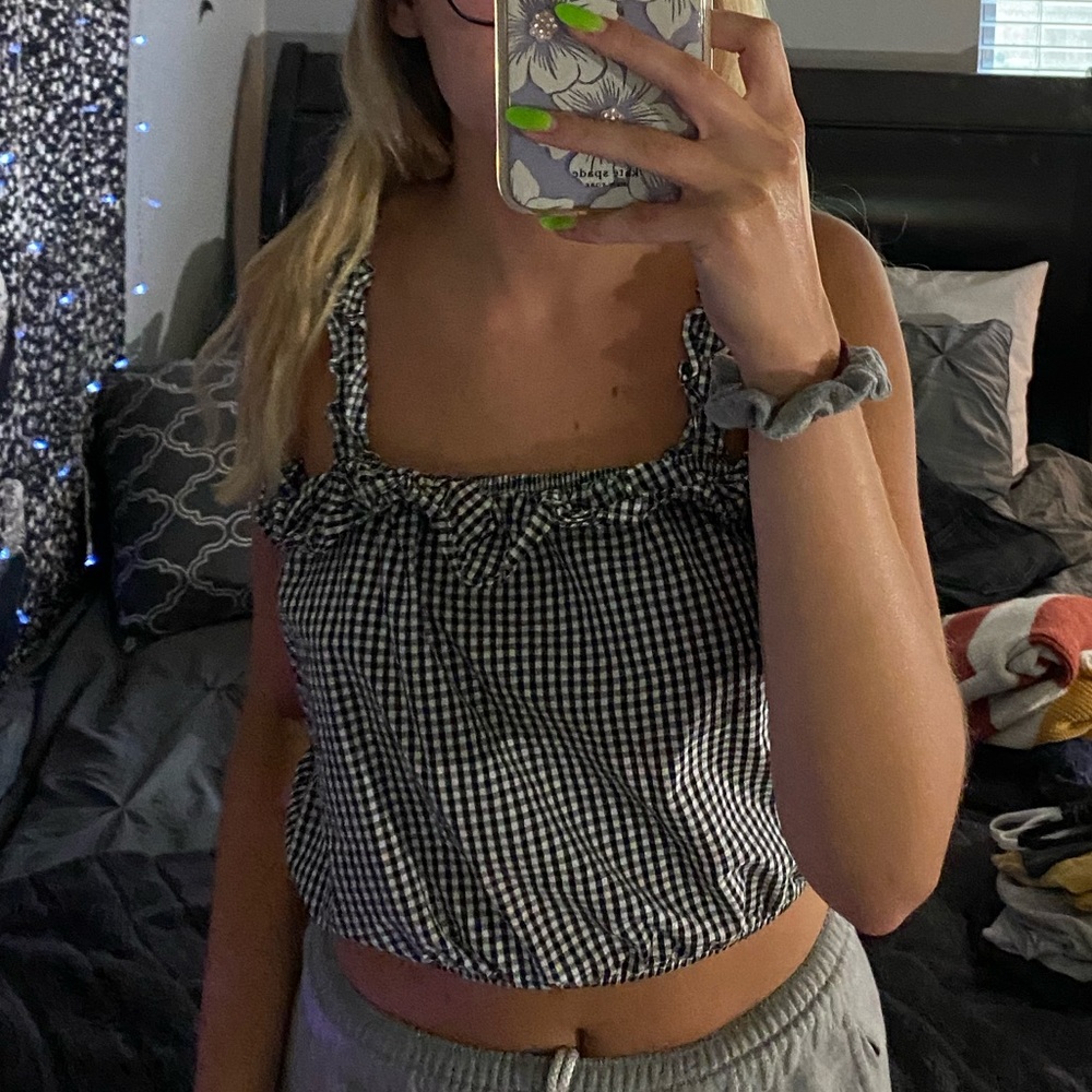 checkered cinched crop top
